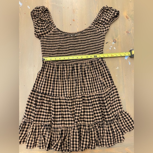 Black and Tan Gingham Puff Sleeve Dress Size Medium - Picture 7 of 8